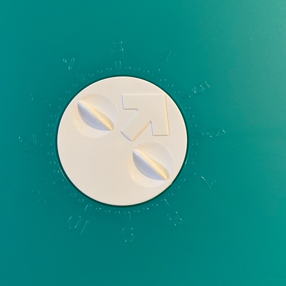 Tupperware Freezsmart 5 Large Container Bundle - Picture 4 of 12